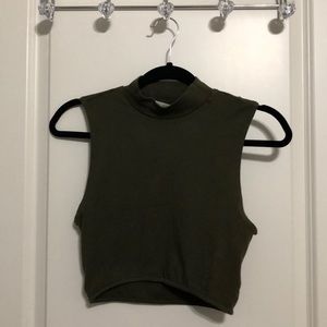 UO Mock Neck Crop Top